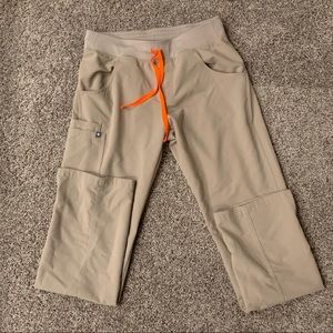 Figs Kade scrub bottoms